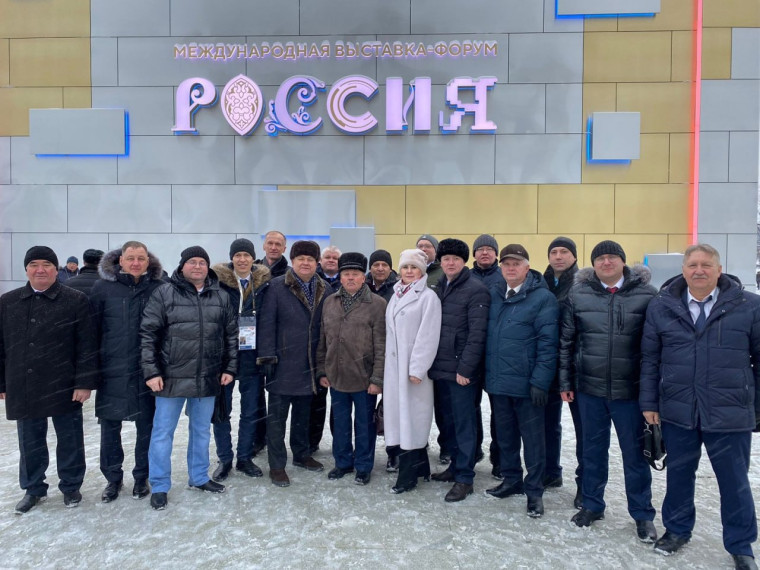 Глава Альменевского муниципального округа Алексей Снежко сегодня принимает участие в первом Всероссийском муниципальном Форуме «МАЛАЯ РОДИНА – СИЛА РОССИИ». Глава Альменевского муниципального округа Алексей Снежко сегодня принимает участие в первом Всероссийском муниципальном Форуме «МАЛАЯ РОДИНА – СИЛА РОССИИ».